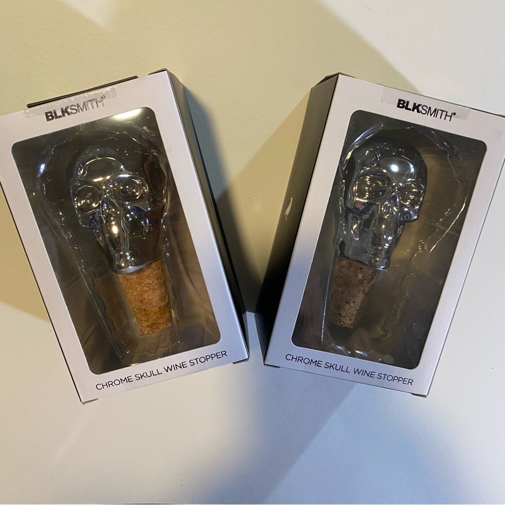 2 BLKSmith Chrome Skull wine stoppers, NIP 4” tall w/cork, 2 1/2” skull.
